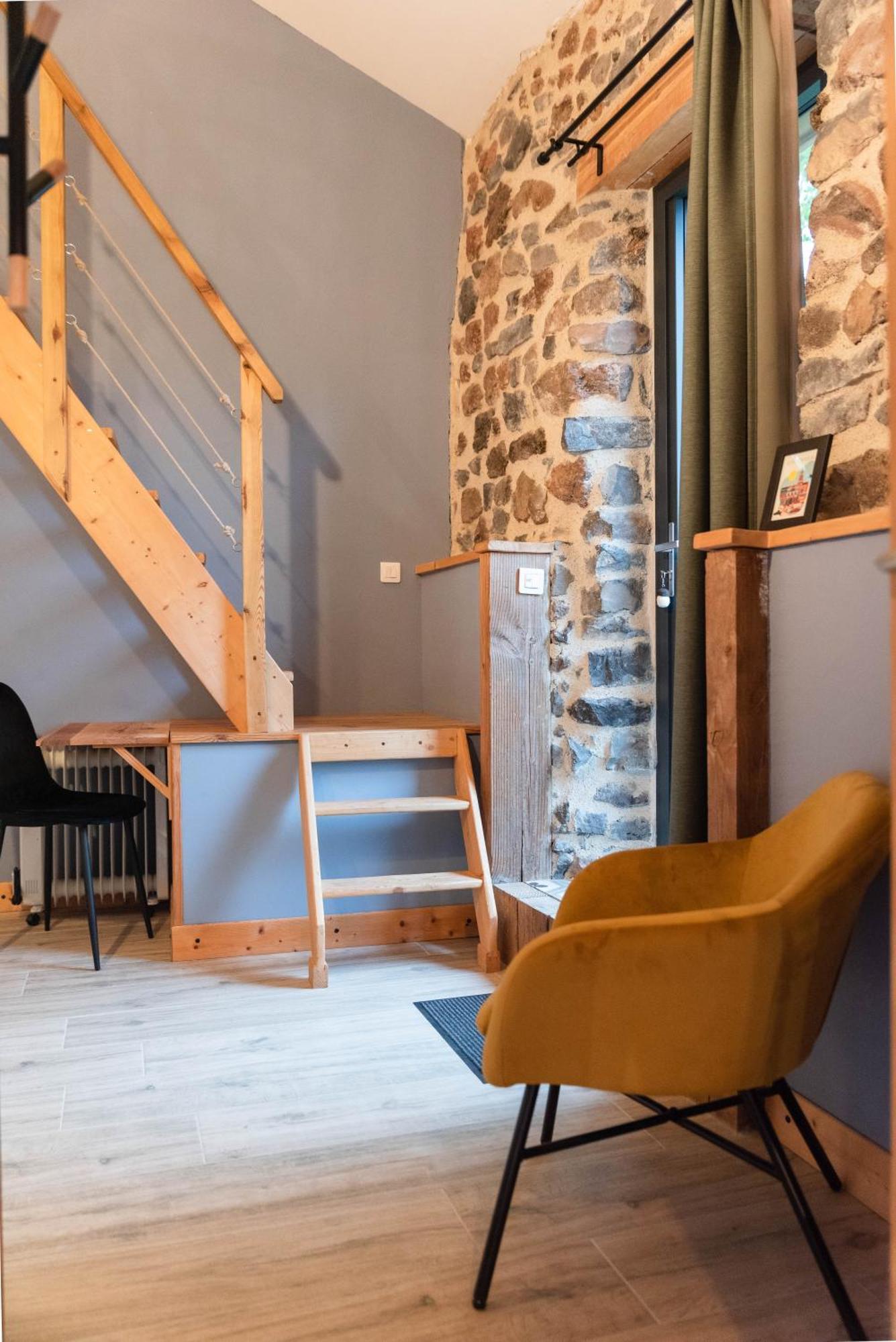 Arsac-en-Velay Les Balcons De La Terrasse B&B 외부 사진